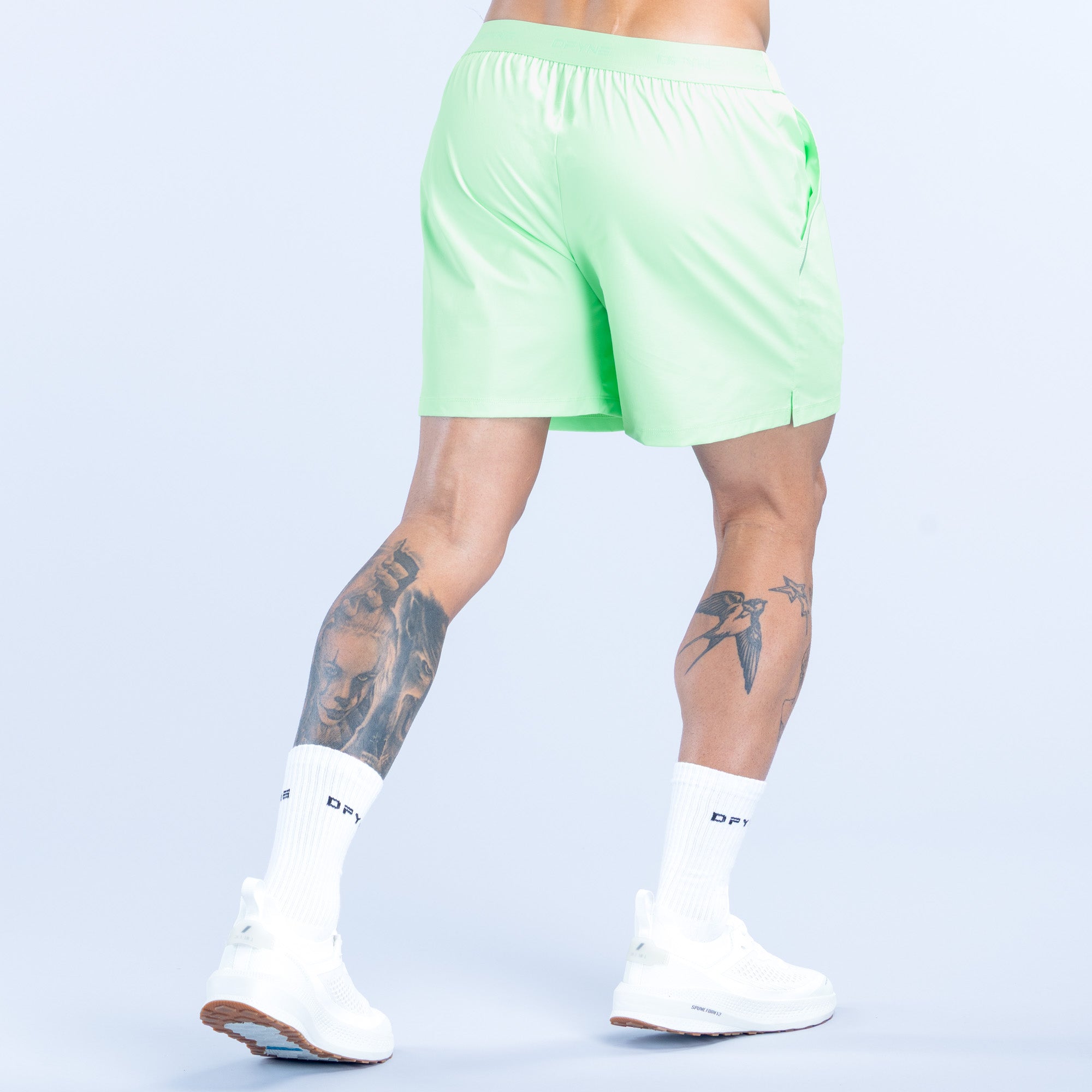 Alternative view of Charge Training Shorts | 6"