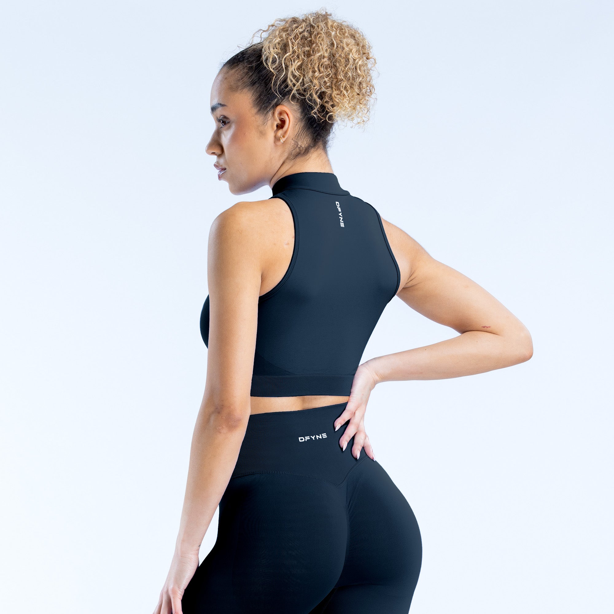 Alternative view of Dynamic Quarter Zip Tank